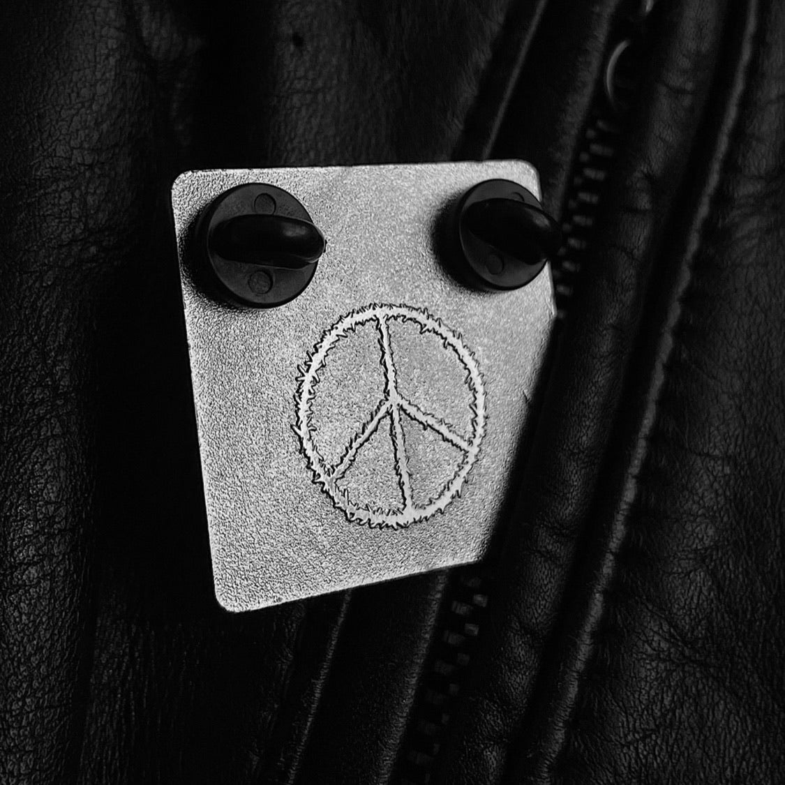 Snacks enamel pin